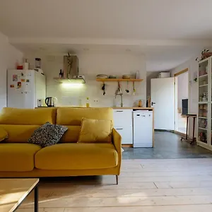 El Apartamentito De Casa Del Abuelo Сasa de vacaciones